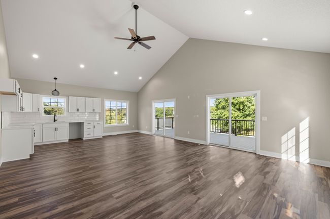 8479 Lakeshore Dr, Home with 3 bedrooms, 2 bathrooms and null parking in Dexter IA | Image 12