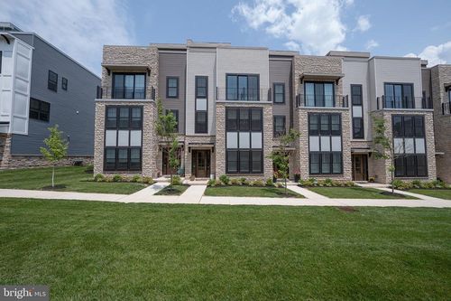 345 Horseshoe Trl, NEWTOWN SQUARE, PA, 19073-2346 | Card Image