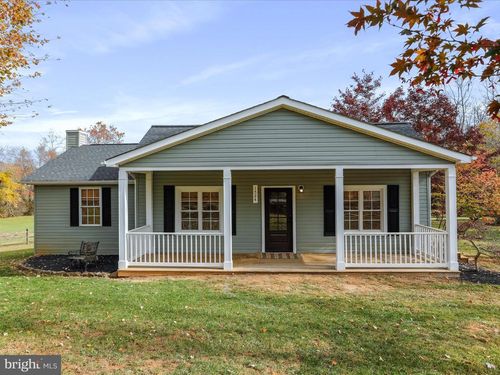 1524 Zachary Taylor Hwy, HUNTLY, VA, 22640-3138 | Card Image