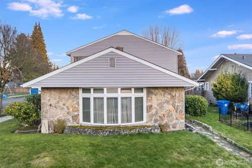 1319 Wood Ave, Sumner, WA, 98390-1927 | Card Image