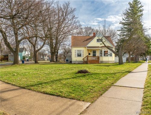 382 Ontario St, Lockport, NY, 14094-2033 | Card Image