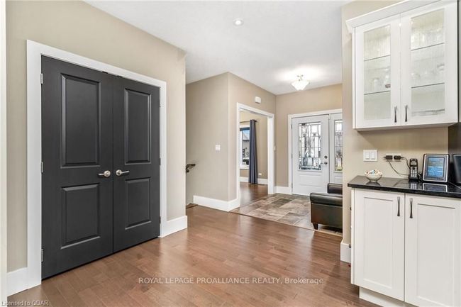 37 Conger Dr, House other with 2 bedrooms, 4 bathrooms and 6 parking in Wellington ON | Image 7