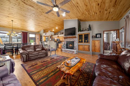 4770 W Covered Wagon Trl, Show Low, AZ, 85901-2847 | Card Image