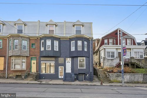 704 Main St, DARBY, PA, 19023-2517 | Card Image
