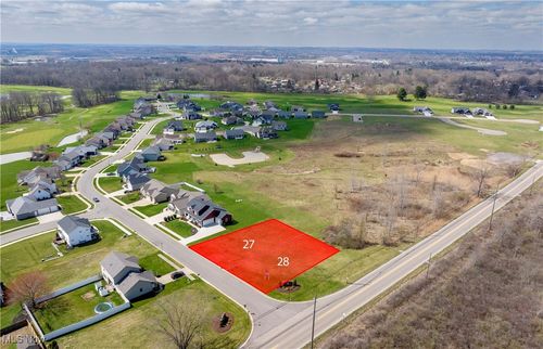 28 Championship Circle Se, Massillon, OH, 44646 | Card Image