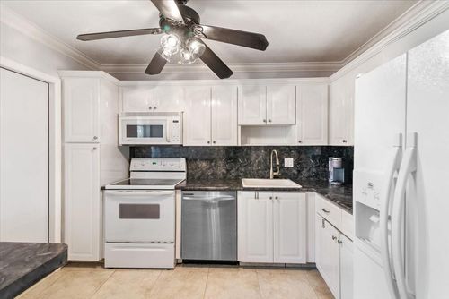 apt-109-2681 S Course Dr, Pompano Beach, FL, 33069-3972 | Card Image