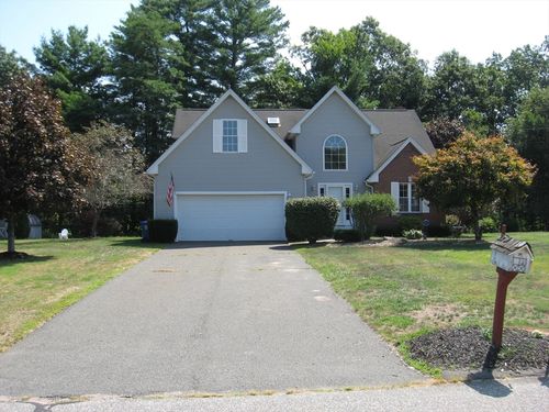 16 Martin Cir, Belchertown, MA, 01007-9190 | Card Image