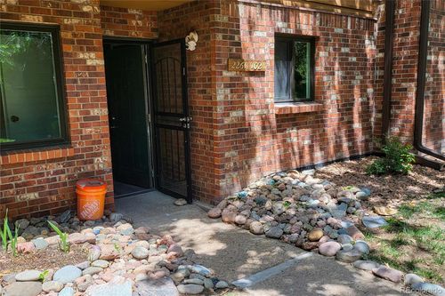 apt-102-2261 S Buckley Rd, Aurora, CO, 80013-5821 | Card Image
