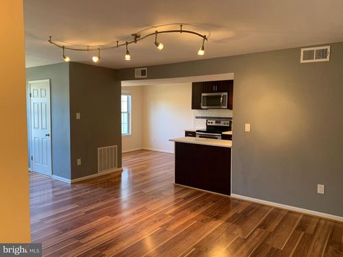 apt-d-2 Normandy Square Ct, SILVER SPRING, MD, 20906-6115 | Card Image