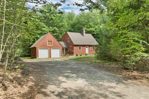 111 Town Farm Rd, New Boston, NH, 03070-4014 | Card Image