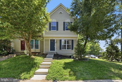 7800 Rebel Walk Dr, MANASSAS, VA, 20109-7733 | Card Image