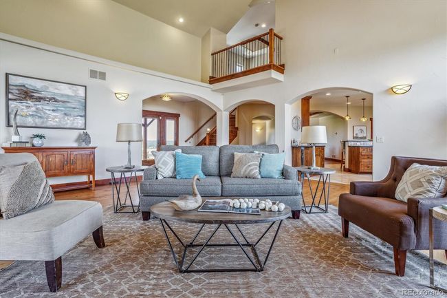 Living Room | Image 16