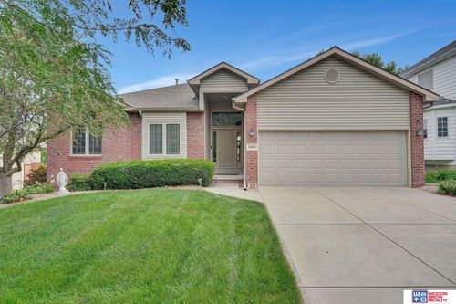 5000 Country Hill Rd, Lincoln, NE, 68516-5640 | Card Image