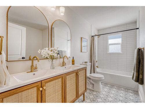 1529 S Nucla St, Aurora, CO, 80017-5148 | Card Image