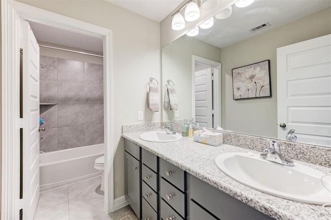 Bathroom #2 | Image 10