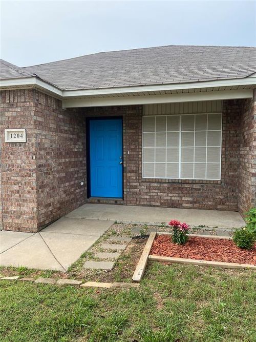 1204 Granite Ln, Noble, OK, 73068-5525 | Card Image