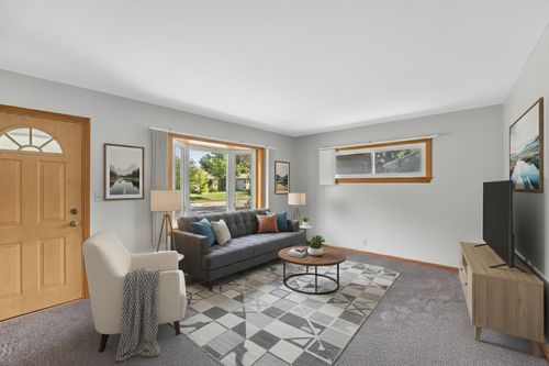 10419 W Fairmount Ave, Milwaukee, WI, 53225-4020 | Card Image