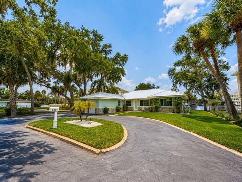 5431 Foley Sq, NEW PORT RICHEY, FL, 34652-1318 | Card Image
