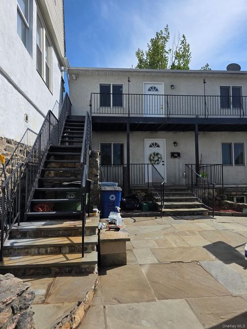 2-96 Main St, Tarrytown, NY, 10591-7680 | Card Image