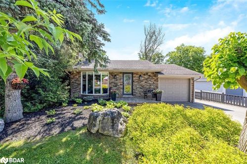 3 Lorne St, Erin, ON, N0B1T0 | Card Image