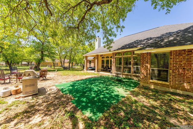 162 Champions Blvd, House other with 3 bedrooms, 2 bathrooms and null parking in La Vernia TX | Image 39