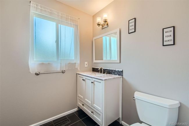 1641 S Rifle St, House other with 3 bedrooms, 1 bathrooms and 1 parking in Aurora CO | Image 4