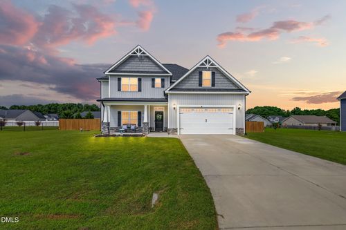 109 Castaway Ct, Pikeville, NC, 27863-9668 | Card Image