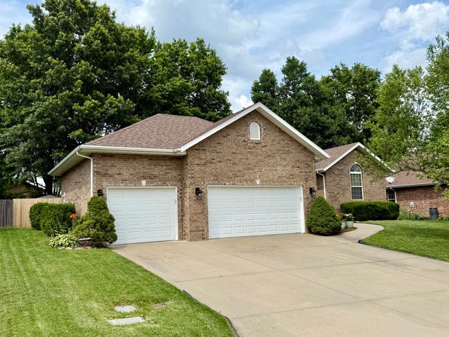 Front of Home | Image 46