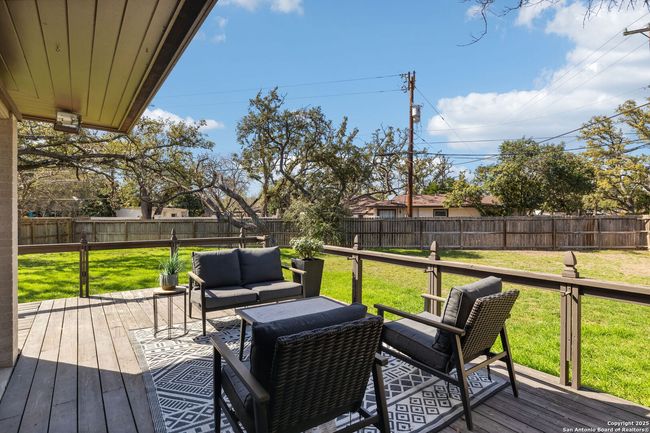225 Carolwood Dr, House other with 3 bedrooms, 2 bathrooms and null parking in Castle Hills TX | Image 44