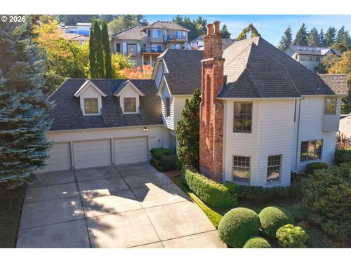 2574 W 28th Ave, Eugene, OR, 97405-1456 | Card Image