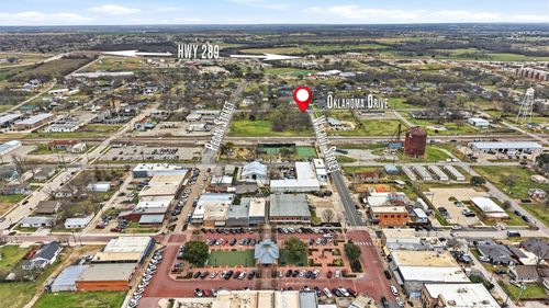 212 E Walnut St, Celina, TX, 75009 | Card Image