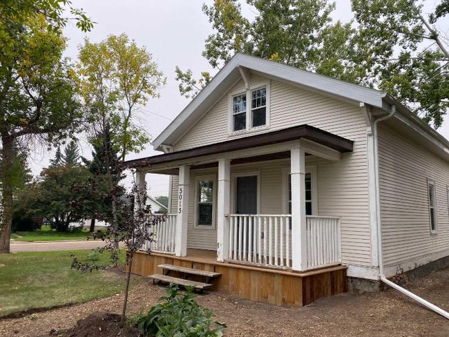 5015 47 Avenue, Home with 3 bedrooms, 1 bathrooms and 6 parking in Forestburg AB | Image 40