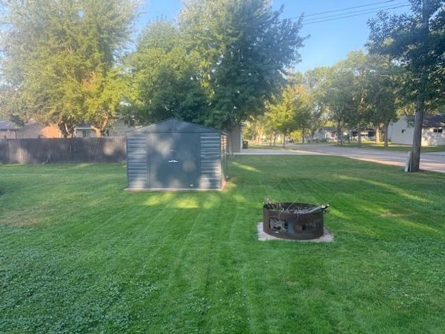 Storage Shed | Image 27