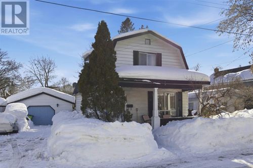 49 Hawthorne Ave, Sault Ste Marie, ON, P6B1C6 | Card Image