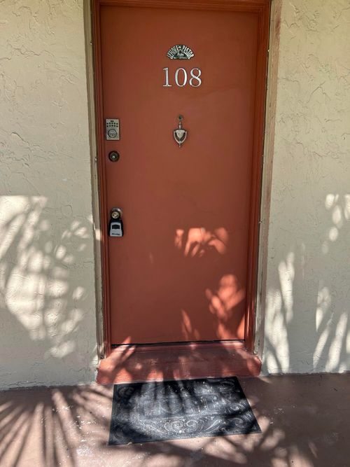 apt-108-6074 Forest Hill Blvd, West Palm Beach, FL, 33415-6241 | Card Image