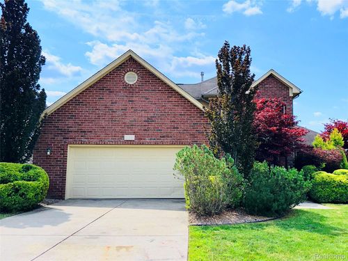 22246 Shane Drive, Macomb Township, MI, 48042 | Card Image