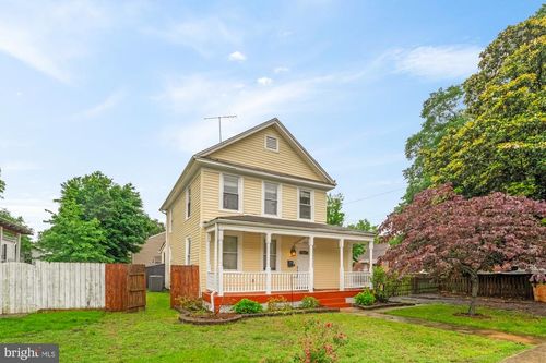 4515 39th Pl, North Brentwood, MD, 20722-1110 | Card Image