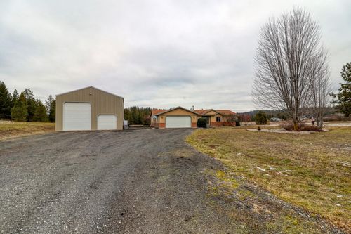 27601 N Scotts Ridge Ln, Chattaroy, WA, 99003-5027 | Card Image