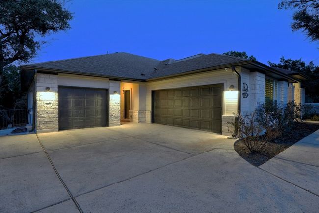 6601 Rocky Grotto Cv, House other with 4 bedrooms, 5 bathrooms and 3 parking in Jonestown TX | Image 4
