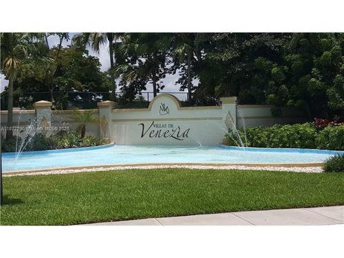 991917-9919 Nob Hill Pl, Sunrise, FL, 33351-4640 | Card Image