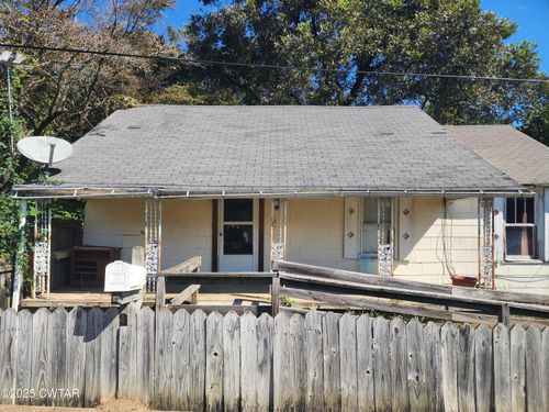 132 Whitley Ave, Henderson, TN, 38340-2222 | Card Image