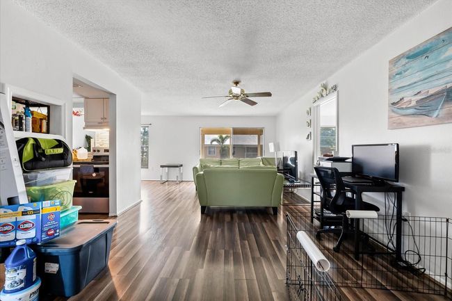 Living Room. | Image 4