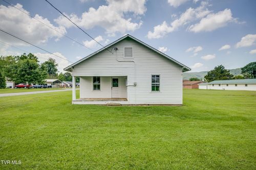 400 Riverside Dr, Unicoi, TN, 37692-4006 | Card Image