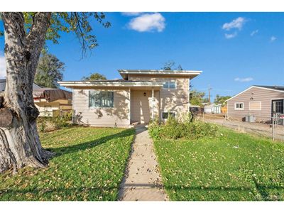 6681 Bellaire St, House other with 3 bedrooms, 1 bathrooms and null parking in Commerce City CO | Image 1