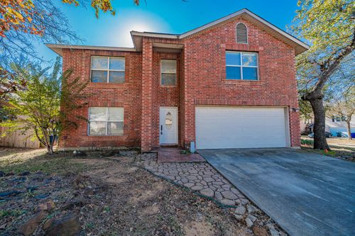 2001 Barton Springs Dr, Corinth, TX, 76210-6435 | Card Image