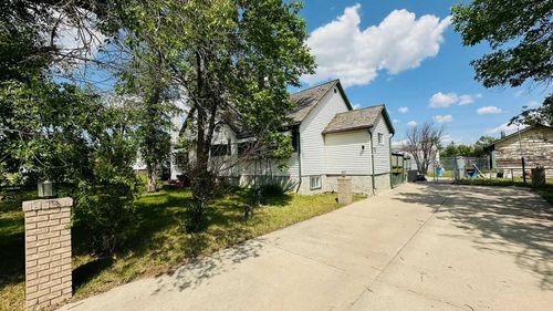 103 2 Street West, Munson, AB, T0J2C0 | Card Image