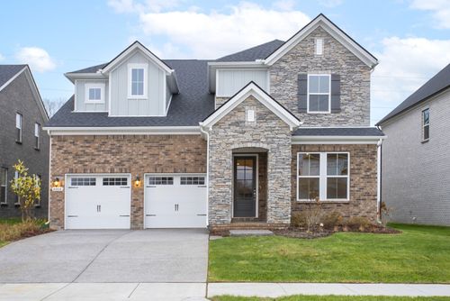 215 S Dunnwood Ln, Mount Juliet, TN, 37122-3187 | Card Image