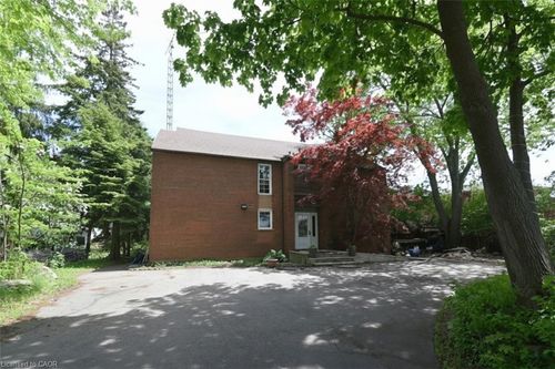 949 Upper Paradise Road, Hamilton, ON, L9B2M9 | Card Image
