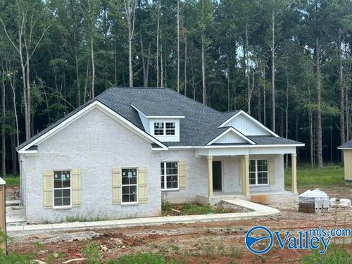 2521 Carters Gin Rd, Toney, AL, 35773-9731 | Card Image