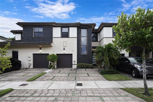 15922 Nw 91st Ct, Miami Lakes, FL, 33018-6362 | Card Image
